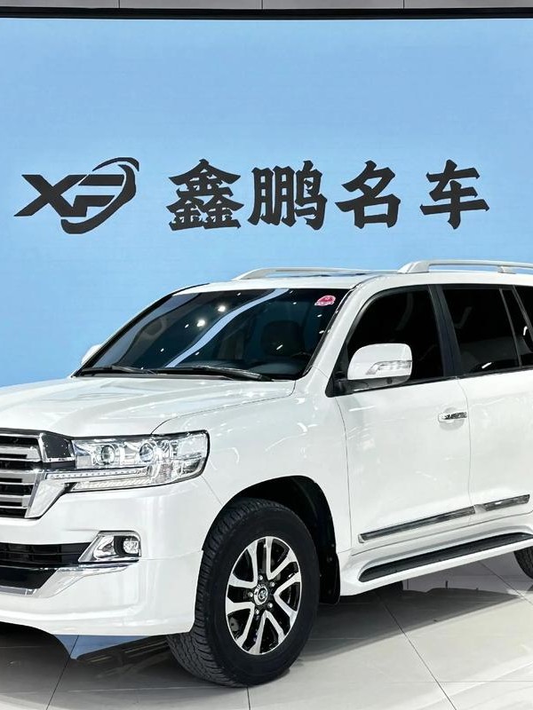 2017款豐田蘭德酷路澤4600中東版GXR港口現(xiàn)車性能優(yōu)點(diǎn)介紹（17年蘭德酷路澤4000中東版）